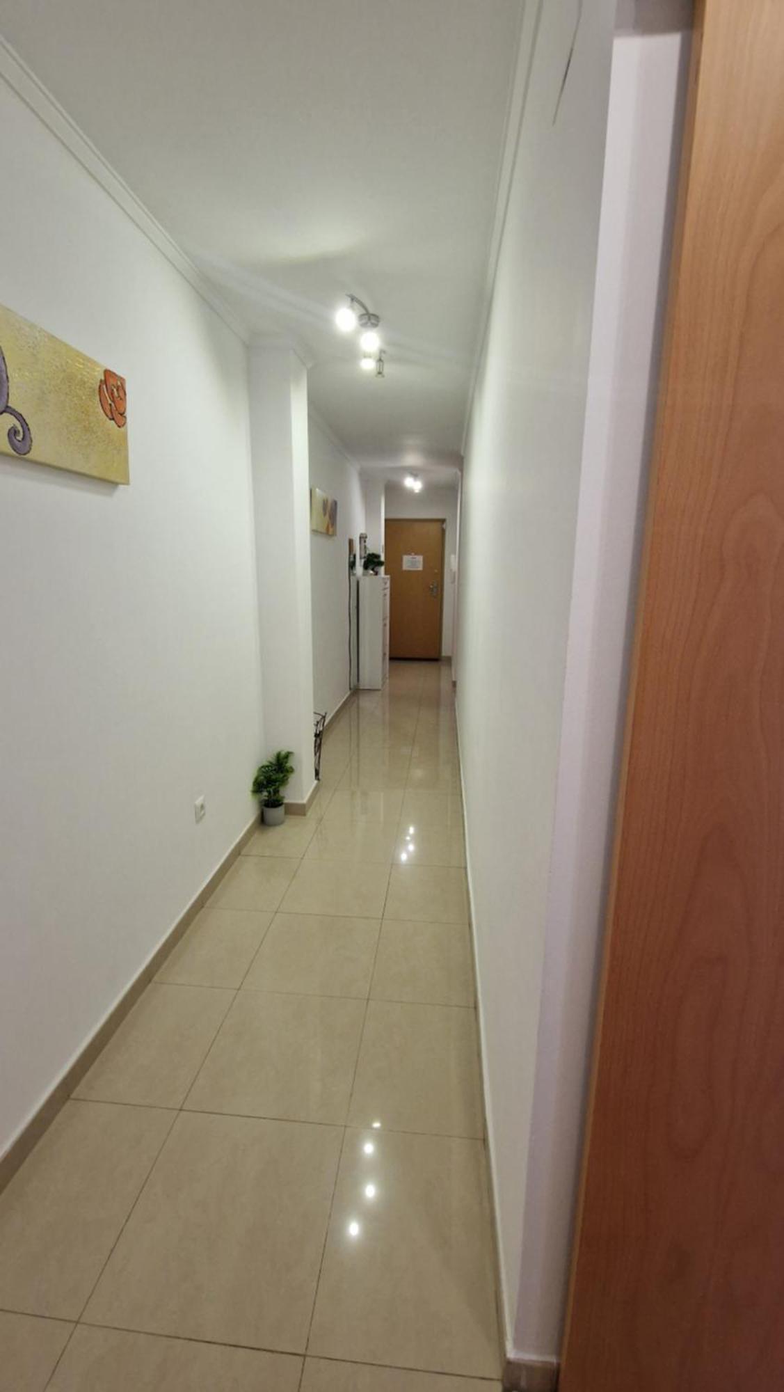 Ideal Escapadas Y Vacaciones-Parking-Wifi-Netflix-Xbox Oliva Zewnętrze zdjęcie